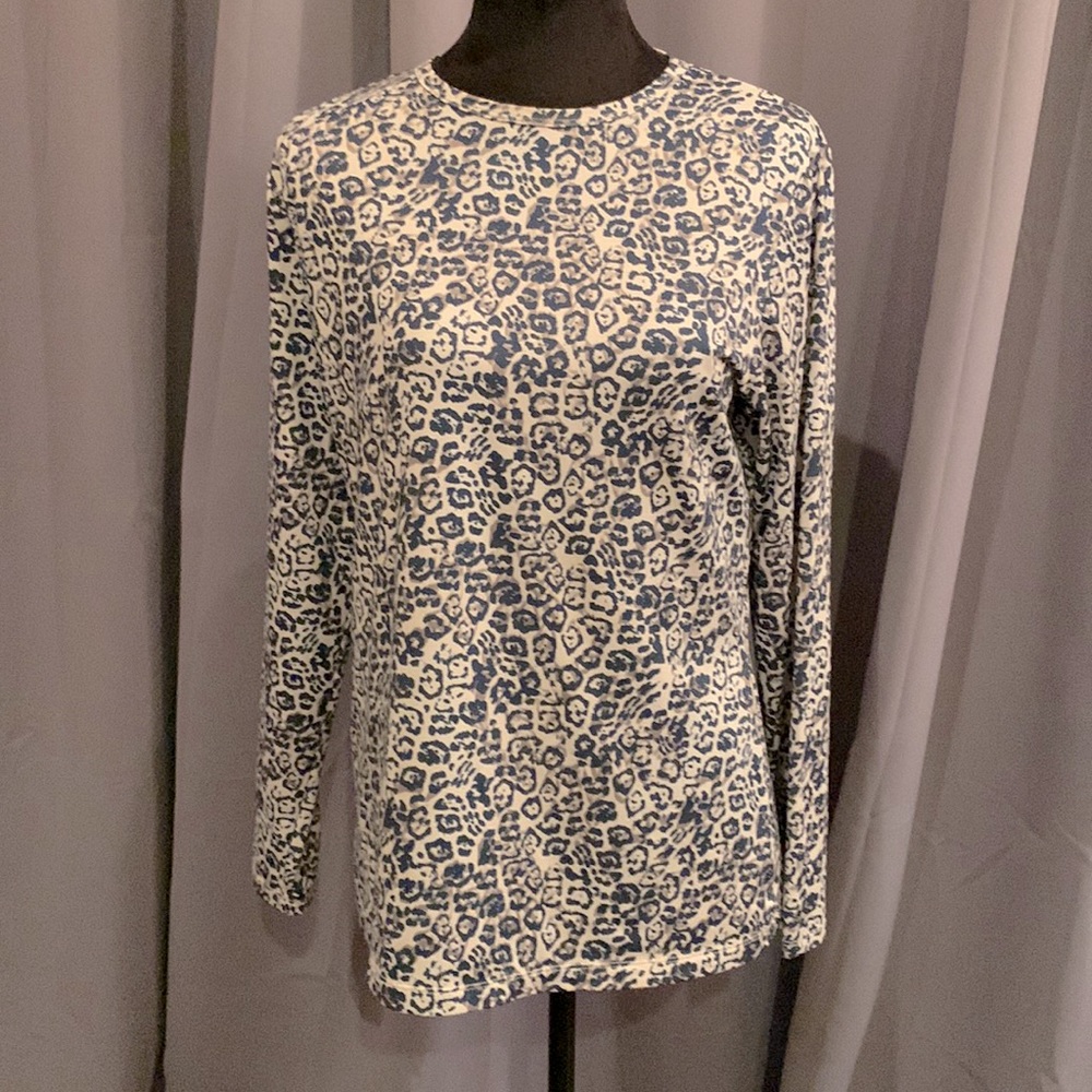 Chill Chasers by CUDDL DUDS top size Large. BRAND NEW; NEVER WORN.